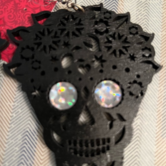 Black Sugar Skull Earrings - Picture 3 of 4